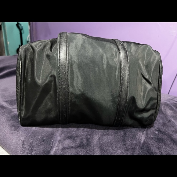 COPY - 100% AUTHENTIC Prada tote - Picture 5 of 16